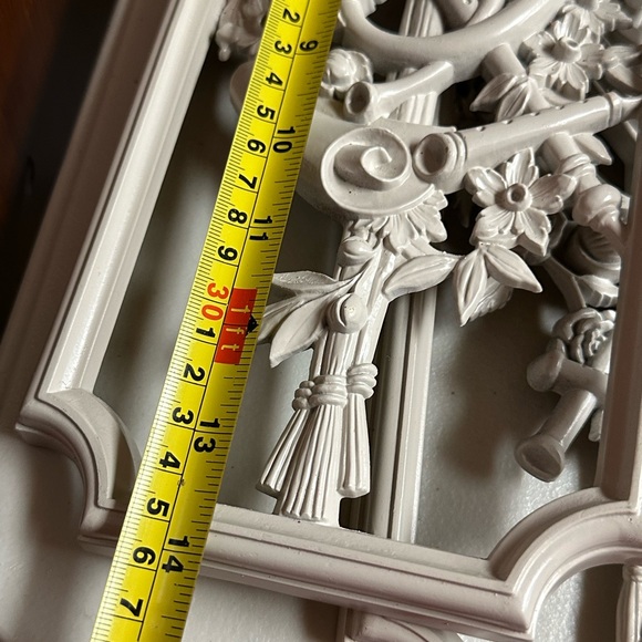 Homco Mid century modern molded resins wall plaques - Picture 9 of 11